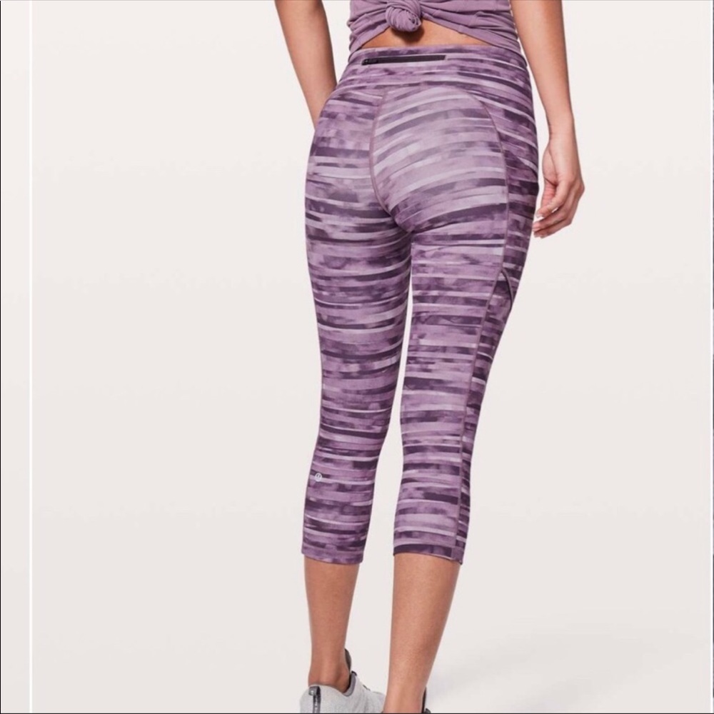 Lululemon Speed Up Crop Leggings Mulberry Pant 8